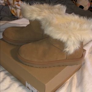 Ugg milla size 8